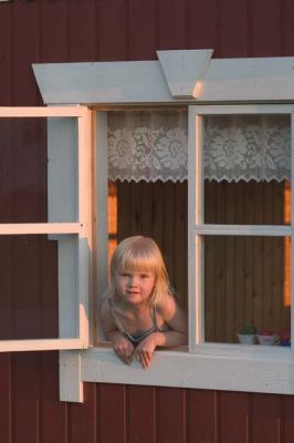 143_4354.jpg
lapsi tyttö leikkimökki ikkuna ilta kesä
Avainsanat: lapsi tyttö leikkimökki ikkuna ilta kesä