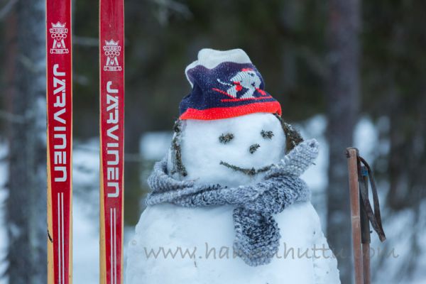 20170204_127.jpg
lumiukko hiihto hiihtäjä sukset
Avainsanat: lumiukko hiihto hiihtäjä sukset