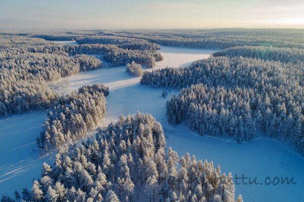 20190202_031.jpg
Hossa talasjärvi ilmakuva talvi talvimaisema
Avainsanat: Hossa talasjärvi ilmakuva talvi talvimaisema